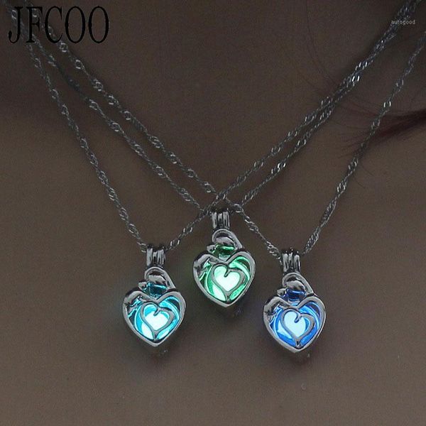 chokers 2021 in the dark glowing pendant hollow heart necklace silver plated chain necklaces jewelry gift drop1, Golden;silver
chokers 2021 in the dark glowing pendant hollow heart necklace silver plated chain necklaces jewelry gift drop1, Golden;silver