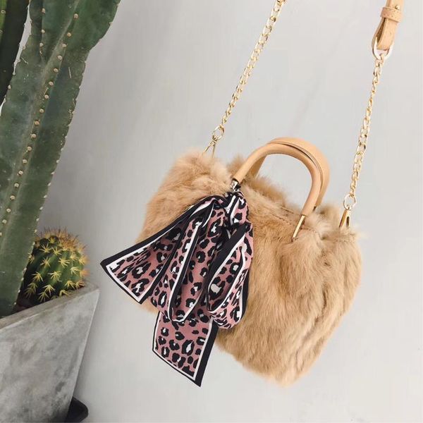 women's real fur handbags messenger bag leopard print totes clutch bag delicate banquet bags bride wedding party purse
women's real fur handbags messenger bag leopard print totes clutch bag delicate banquet bags bride wedding party purse