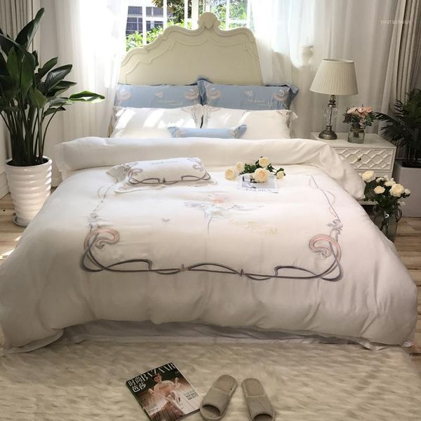 bedding sets 35luxury white/blue exquisite flowers embroidery 80s fine tencel set duvet cover bed linen sheet pillowcases 4pcs1
bedding sets 35luxury white/blue exquisite flowers embroidery 80s fine tencel set duvet cover bed linen sheet pillowcases 4pcs1