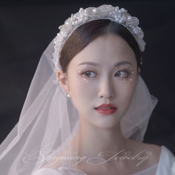 новый корейский бисером лепесток принцесса короны аксессуары фото моделирование свадебное платье головной убор невесты, Silver 
новый корейский бисером лепесток принцесса короны аксессуары фото моделирование свадебное платье головной убор невесты, Silver