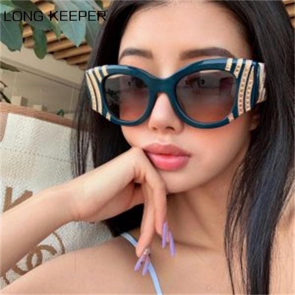 sunglasses fashion cat eye women 2021 designer trendy personality metal sun glasses female gradient shades eyewear, White;black
sunglasses fashion cat eye women 2021 designer trendy personality metal sun glasses female gradient shades eyewear, White;black