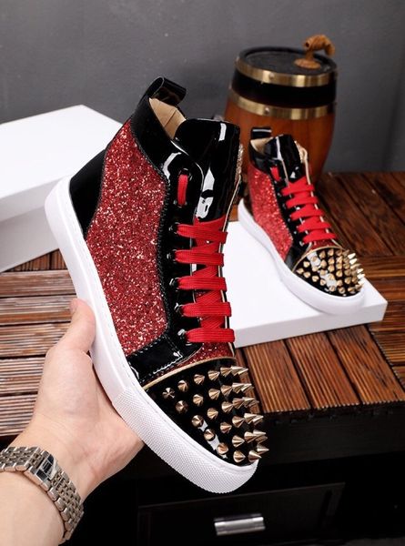 showcasing fashion, simplicity and luxury, the toe cap is full of rivet nails. two colors are available. welcome to buy the size: 38-44
showcasing fashion, simplicity and luxury, the toe cap is full of rivet nails. two colors are available. welcome to buy the size: 38-44