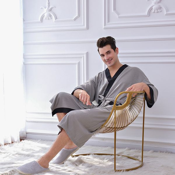 new men kimono polyester solid knitted v-neck bathrobe men's sleep lounge robe mens robe short fashion men bath robes cotton 201109, Black;brown
new men kimono polyester solid knitted v-neck bathrobe men's sleep lounge robe mens robe short fashion men bath robes cotton 201109, Black;brown