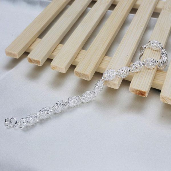 tennis duoying fashion bracelet female for american and korean version of simple silvers jewelry wholesale wish accessories, Golden;silver
tennis duoying fashion bracelet female for american and korean version of simple silvers jewelry wholesale wish accessories, Golden;silver