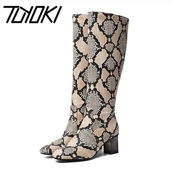 tuyoki plus size 34-48 knee high boots for women fashion snake print square heels shoes women casual zipper warm fur footwear, Black
tuyoki plus size 34-48 knee high boots for women fashion snake print square heels shoes women casual zipper warm fur footwear, Black
