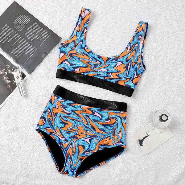 luxury designer women' swimwear bikini letter board with conservative sports tb split high waist bikini women' swimsuit, Red;black
luxury designer women' swimwear bikini letter board with conservative sports tb split high waist bikini women' swimsuit, Red;black