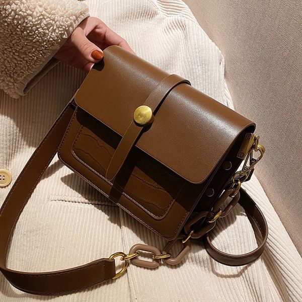 stone pu belt chain women's bag 2021 brand designer women's luxury shoulder bag and handbag, Black;red
stone pu belt chain women's bag 2021 brand designer women's luxury shoulder bag and handbag, Black;red