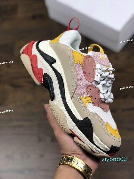 2020 fashion triple s low old dad sneakers casual shoes for men women increasing shoes large size white 35-45z02, Black
2020 fashion triple s low old dad sneakers casual shoes for men women increasing shoes large size white 35-45z02, Black
