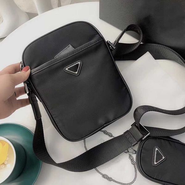 designer messenger bag mens leather bags shoulder bag coin purse zipper wallet nylon material 2112
designer messenger bag mens leather bags shoulder bag coin purse zipper wallet nylon material 2112