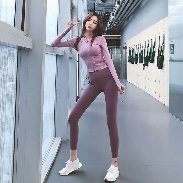 net red fitness women's autumn winter quick drying exercise breathable and slim running long sleeve professional yoga suit, Gray
net red fitness women's autumn winter quick drying exercise breathable and slim running long sleeve professional yoga suit, Gray