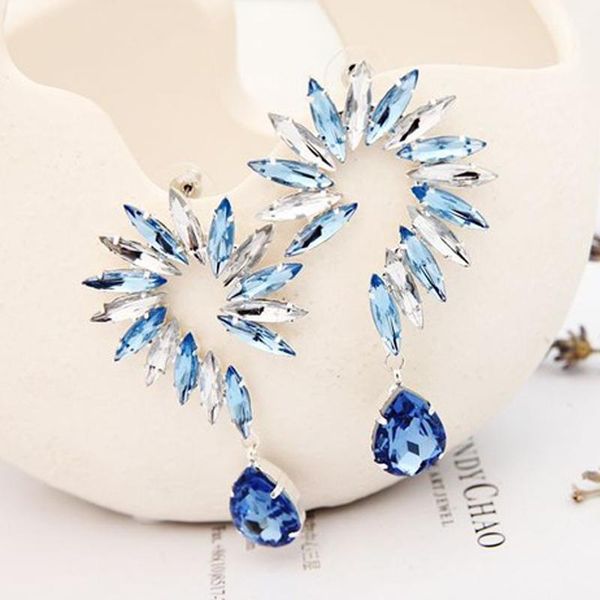 dangle & chandelier yfjewe fashion women horse eye parts earring woman flower shaped big crystal drop earrings jewelry gold&silver e092
dangle & chandelier yfjewe fashion women horse eye parts earring woman flower shaped big crystal drop earrings jewelry gold&silver e092
