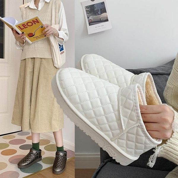 2020 new women snow boots leather ankle boots warm winter woman shoes round toe flat with botas mujer zapatillas mujer, Black
2020 new women snow boots leather ankle boots warm winter woman shoes round toe flat with botas mujer zapatillas mujer, Black
