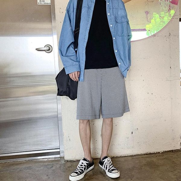 men's shorts 2021 summer korean version of the tide male japanese plaid casual neutral wind loose ins couple big size, White;black
men's shorts 2021 summer korean version of the tide male japanese plaid casual neutral wind loose ins couple big size, White;black
