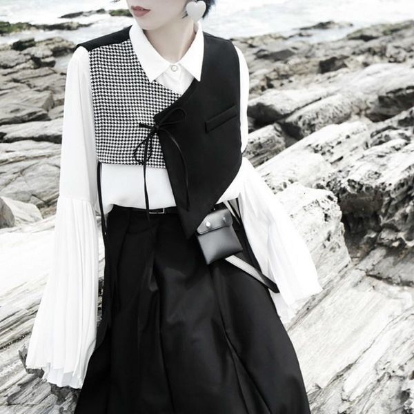 2019 autumn irregular stripe bandage vest woman fashion casual street female vests drop shipping good quality, Black;white
2019 autumn irregular stripe bandage vest woman fashion casual street female vests drop shipping good quality, Black;white
