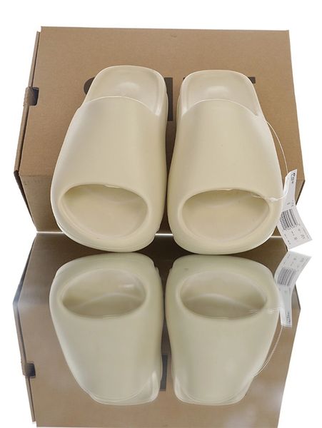 2021 fashion west slides foam runner desert sand earth resin mens womens kids slipper pantoufle luxurys shoes male female sandal, Black
2021 fashion west slides foam runner desert sand earth resin mens womens kids slipper pantoufle luxurys shoes male female sandal, Black