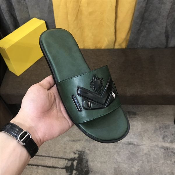 2021 summer women men flip flops outdoor beach sandals casual shoes slippers men light soft mans footwear, Black 
2021 summer women men flip flops outdoor beach sandals casual shoes slippers men light soft mans footwear, Black