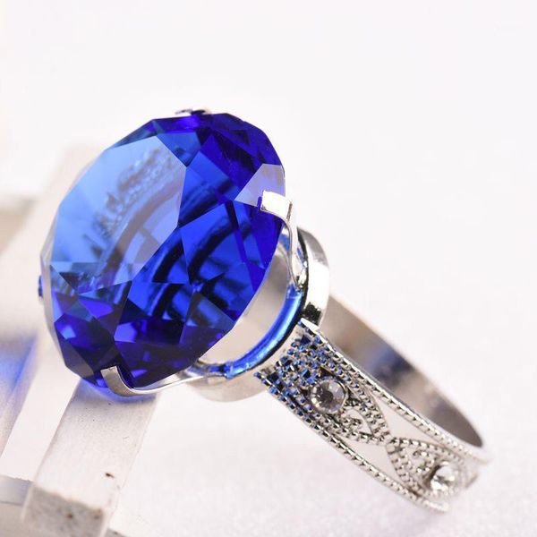 crystal oversized diamond ring diamond big ring show pgraphy wedding set props marriage proposal commemorative gift1
crystal oversized diamond ring diamond big ring show pgraphy wedding set props marriage proposal commemorative gift1