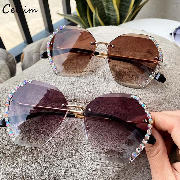 sunglasses crystal diamond rimless women 2021 oversize clear gradient sun glasses fashion shades for female, White;black
sunglasses crystal diamond rimless women 2021 oversize clear gradient sun glasses fashion shades for female, White;black