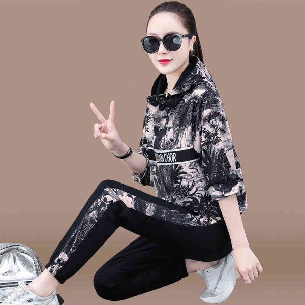 spring and autumn women's sportswear new age reduction hooded foreign style large size age reduction slim two-piece set, White
spring and autumn women's sportswear new age reduction hooded foreign style large size age reduction slim two-piece set, White
