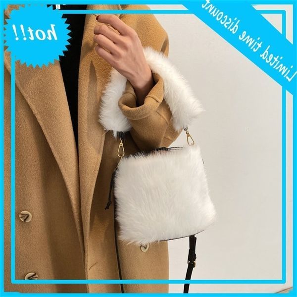 french design 2020 new plush shoulder solid color drawstring cross bucket bag fashion handbag
french design 2020 new plush shoulder solid color drawstring cross bucket bag fashion handbag