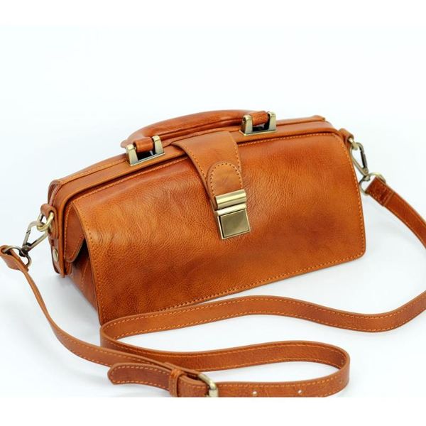xhty leather bag first layer leather vegetable tanned retro handbag female bag mouth gold
xhty leather bag first layer leather vegetable tanned retro handbag female bag mouth gold