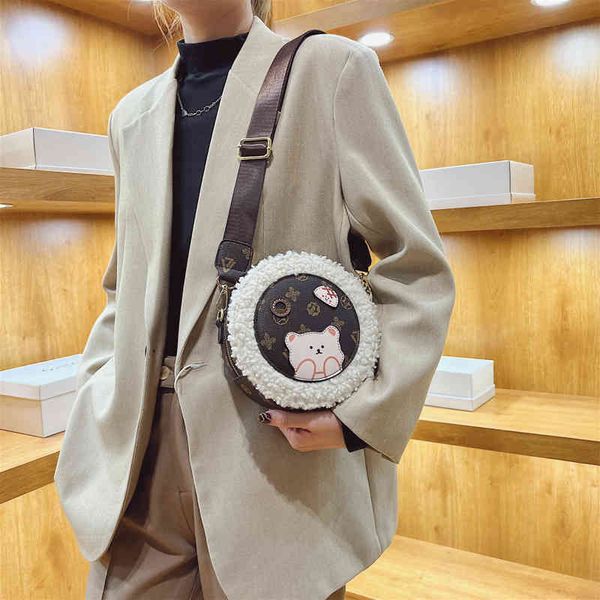 2022 factory outlet bag female new style lamb wool single shoulder messenger women's small net red personalized korean round cake bag s
2022 factory outlet bag female new style lamb wool single shoulder messenger women's small net red personalized korean round cake bag s
