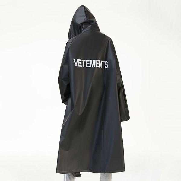 newvetements whult gooking fashion black gloak толстая eva велоспорт путешествия штурм простой плащ 2020
newvetements whult gooking fashion black gloak толстая eva велоспорт путешествия штурм простой плащ 2020