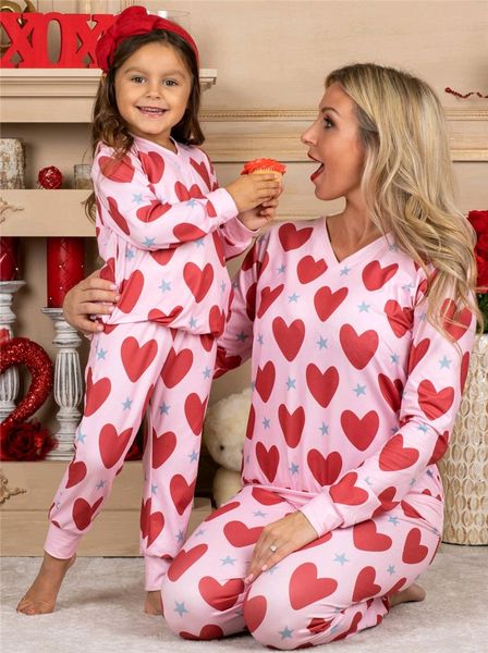 2021 valentine's day heart printed parent-child pajamas suit clothing long sleeve +loose pants sets mom girls pajamas home cloth g1080, White
2021 valentine's day heart printed parent-child pajamas suit clothing long sleeve +loose pants sets mom girls pajamas home cloth g1080, White