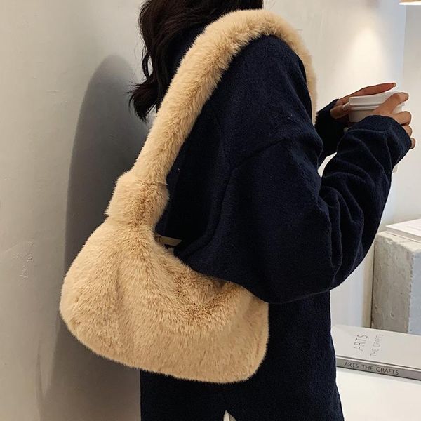 cross body niche design women's small bags 2021 trendy plush shoulder bag fashion retro french underarm all-match handbag
cross body niche design women's small bags 2021 trendy plush shoulder bag fashion retro french underarm all-match handbag