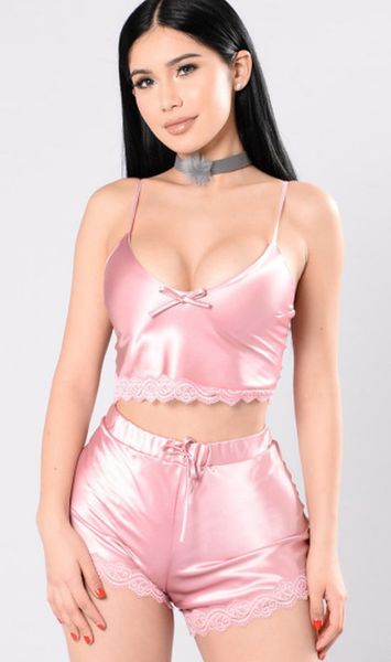 women satin silk lace v-neck camisole shorts lingerie pajamas sleepwear set 3 colors 2020, Black;red
women satin silk lace v-neck camisole shorts lingerie pajamas sleepwear set 3 colors 2020, Black;red