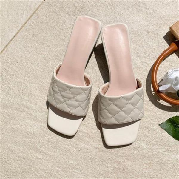 2021 new summer chunky youth semi-high heels ultra-thin rubber plaid daily women's slippers mw6h, Black
2021 new summer chunky youth semi-high heels ultra-thin rubber plaid daily women's slippers mw6h, Black