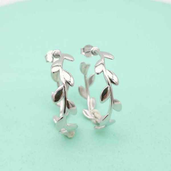 tif925 earrings earrings fashion wild fashion party accessories Christmas birthday gifts, Golden;silver
tif925 earrings earrings fashion wild fashion party accessories Christmas birthday gifts, Golden;silver