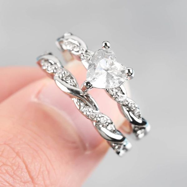 wedding rings design romantic couple set love heart engagement white crystal for women men exquisite jewelry gift, Slivery;golden
wedding rings design romantic couple set love heart engagement white crystal for women men exquisite jewelry gift, Slivery;golden