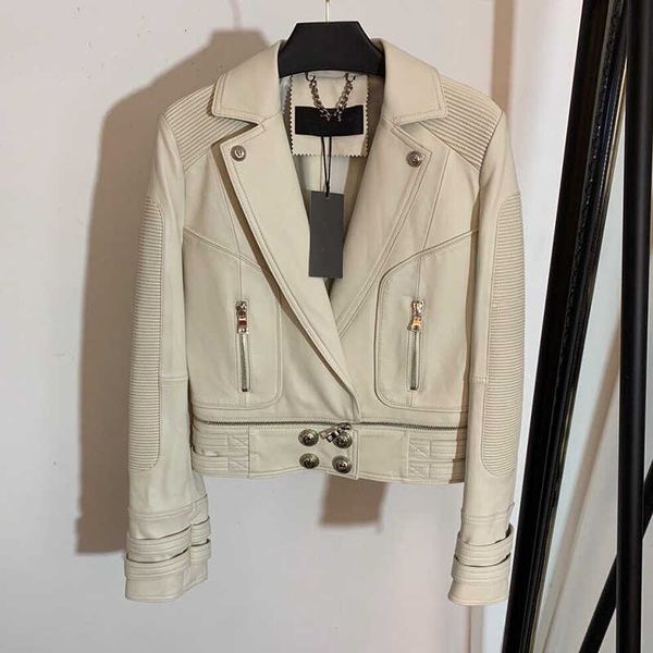new fashion 2020 designer jacket women's lion buttons synthetic leather motorcycle jacket, Black
new fashion 2020 designer jacket women's lion buttons synthetic leather motorcycle jacket, Black