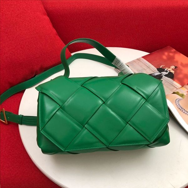 calfskin shoulder purse women large capacity cossbody bag ladies classic woven tote bag messenger handbag check
calfskin shoulder purse women large capacity cossbody bag ladies classic woven tote bag messenger handbag check