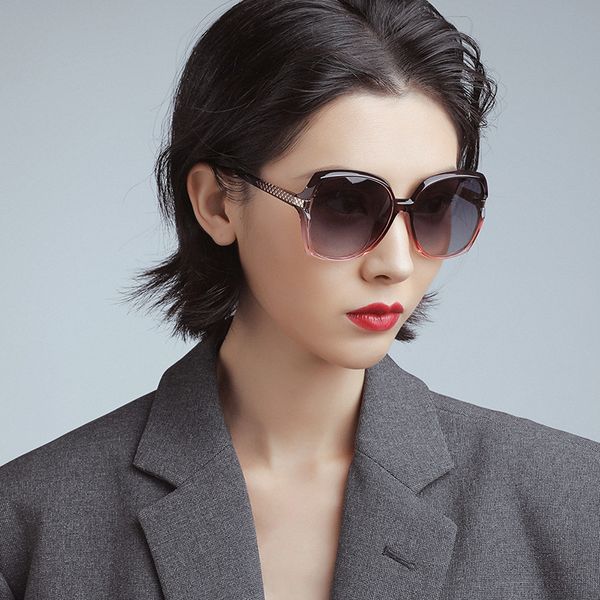 2020 new fashion polarized sunglasses ladies 7295 large frame sunglasses trend, White;black
2020 new fashion polarized sunglasses ladies 7295 large frame sunglasses trend, White;black