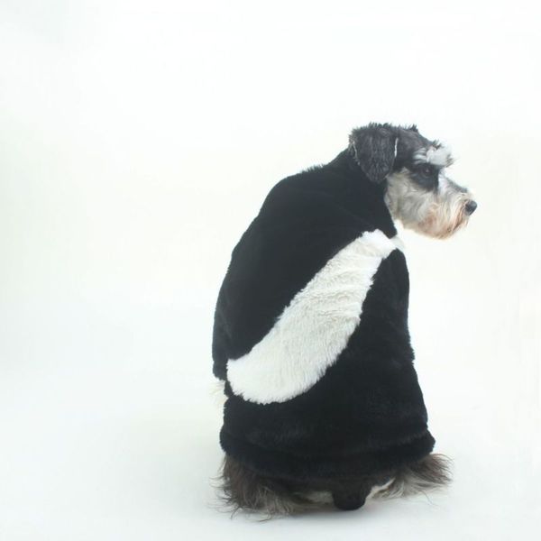 2020 new fashion brand pet big hook rabbit hair warm zipper color matching fur mink lamb cashmere coat
2020 new fashion brand pet big hook rabbit hair warm zipper color matching fur mink lamb cashmere coat