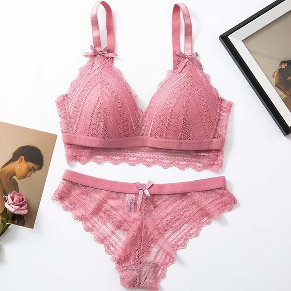 new fashion lace thin comfortable deep v-neck push up underwear set solid color bra set breathable lingerie briefs hot, Red;black
new fashion lace thin comfortable deep v-neck push up underwear set solid color bra set breathable lingerie briefs hot, Red;black
