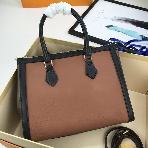 designer women bags luxury bags shopping bag pet bag classic fashion large capacity genuine leather three colors
designer women bags luxury bags shopping bag pet bag classic fashion large capacity genuine leather three colors