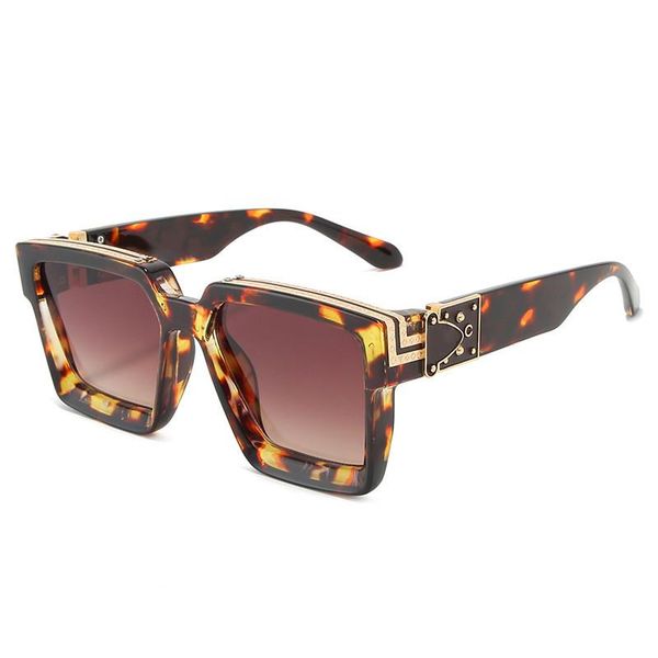 sunglasses classic square men women 2021 trend famous vintage men's sun glasses luxury travel driving sunglass male retro shades, White;black
sunglasses classic square men women 2021 trend famous vintage men's sun glasses luxury travel driving sunglass male retro shades, White;black