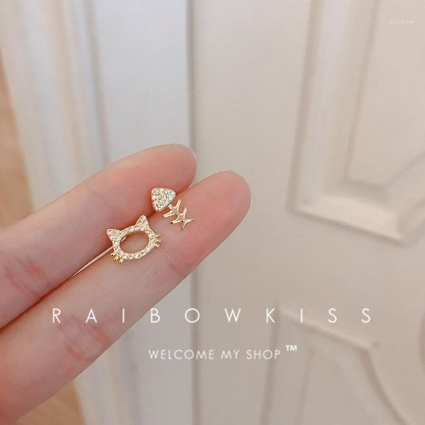 korean small cute cat fish bones stud earrings zircon asymmetrical for women earrings1, Golden;silver
korean small cute cat fish bones stud earrings zircon asymmetrical for women earrings1, Golden;silver