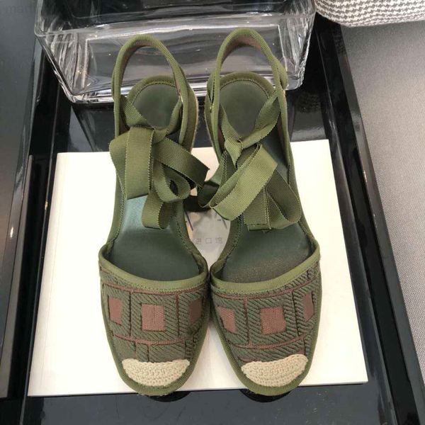 slippersdesigner female sandals summer fashion embroidery letters fisherman shoes platform casual hemp rope woven baotou large size 35-41, Black
slippersdesigner female sandals summer fashion embroidery letters fisherman shoes platform casual hemp rope woven baotou large size 35-41, Black