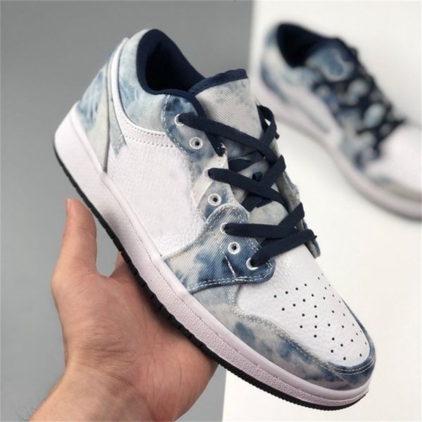 1 black cyber 2020 1s new low bhm womens mens basketball shoes unc blue gold toe trainers sports outdoor jumpman sneakers des chaussures jjq
1 black cyber 2020 1s new low bhm womens mens basketball shoes unc blue gold toe trainers sports outdoor jumpman sneakers des chaussures jjq