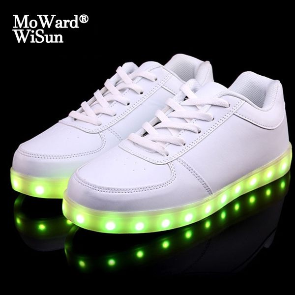 size 30-43 kids glowing sneakers with lighted sole children led shoes for boys girls usb charged led slipper krasovki luminous y201028, Black;red
size 30-43 kids glowing sneakers with lighted sole children led shoes for boys girls usb charged led slipper krasovki luminous y201028, Black;red