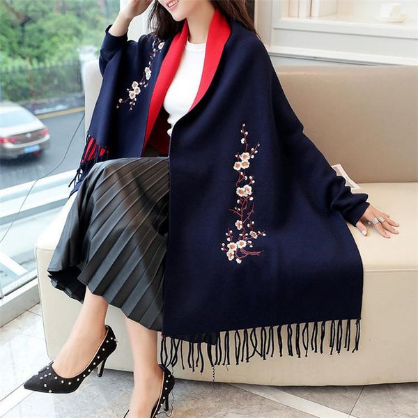 2020ss new large size design women's mid-length loose fashion embroidered wool cardigan fringed cloak sweater 9-color high-end temperam, Black
2020ss new large size design women's mid-length loose fashion embroidered wool cardigan fringed cloak sweater 9-color high-end temperam, Black