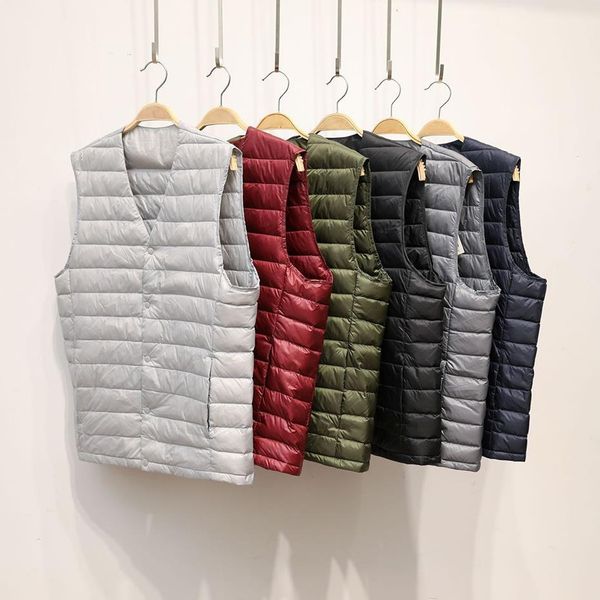 2020 new fashion ultra light down vest men spring autumn sleeveless collarless vest male casual winter white duck down waistcoat, Black;white
2020 new fashion ultra light down vest men spring autumn sleeveless collarless vest male casual winter white duck down waistcoat, Black;white