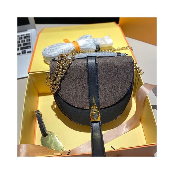 vintage saddle bag women handbag purse cross body bags fashion letter chain shoulder genuine leather crossbody bag clutch high quality
vintage saddle bag women handbag purse cross body bags fashion letter chain shoulder genuine leather crossbody bag clutch high quality