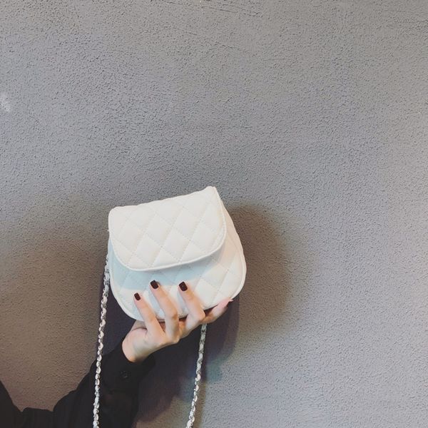 zcda3 chain xiangfeng lingge mini 2020 new mini messenger limited foreign style chain ins bag versatile fairy bag asti7
zcda3 chain xiangfeng lingge mini 2020 new mini messenger limited foreign style chain ins bag versatile fairy bag asti7