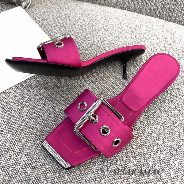 rose red shiny crystal metal strap low heel slippers silk peep toe outdoor slippers fashion street ladies party shoes, Black
rose red shiny crystal metal strap low heel slippers silk peep toe outdoor slippers fashion street ladies party shoes, Black