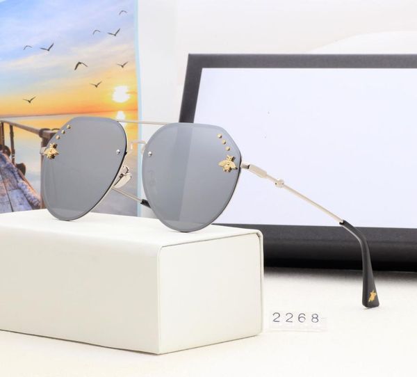 new 2021 sunglasses luxury fashion for women men beautiful charm square brand design sun glasses retro male iron, White;black 
new 2021 sunglasses luxury fashion for women men beautiful charm square brand design sun glasses retro male iron, White;black